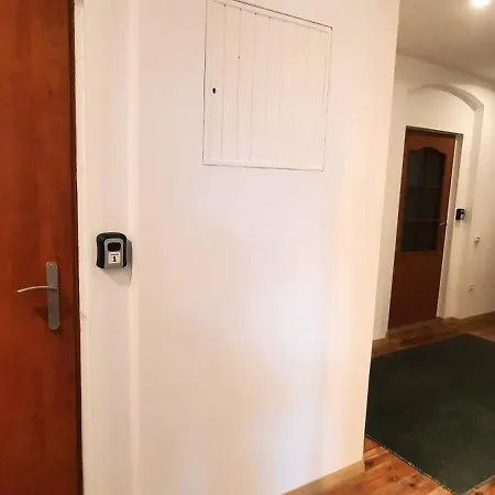 Hostel Stacja Jezyce #3 *