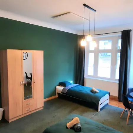 Hostel Stacja Jezyce #3