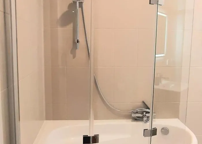 بيت شباب Stacja Jezyce #3